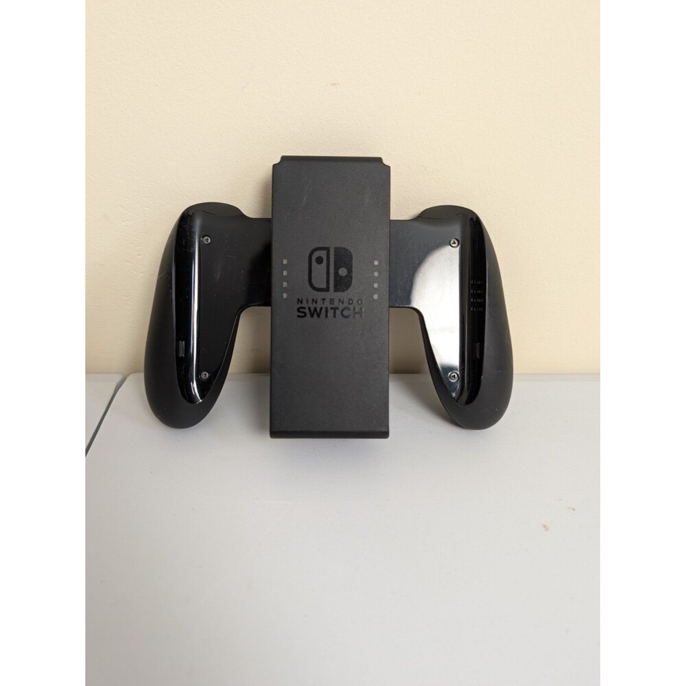 Nintendo Joy-Con OEM Charging Grip Controller HAC-011 - Black